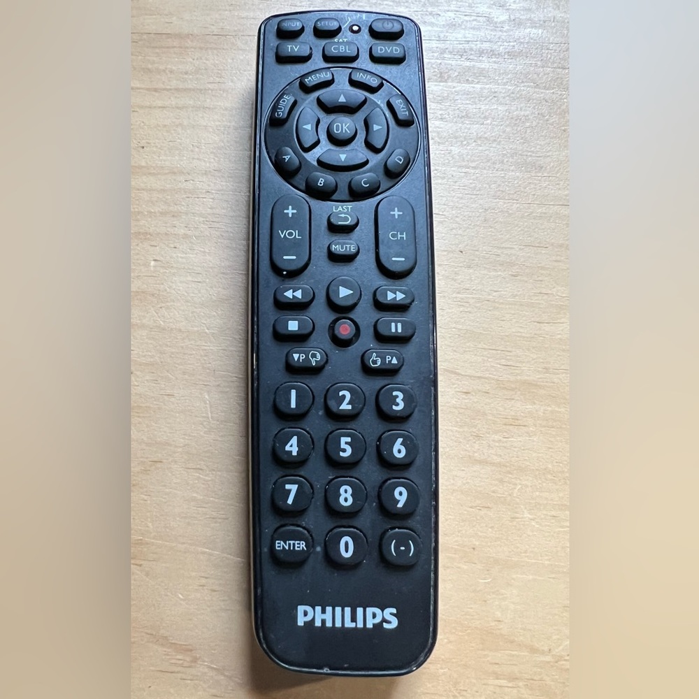 Philips SRP1103/27 Universal Remote Control TV Works With More Than 325 Devices